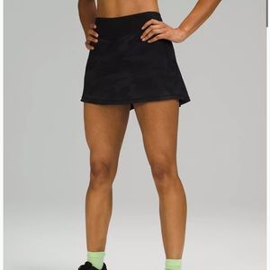Lululemon Pace Rival Black Camo Tennis Skirt Sz 6